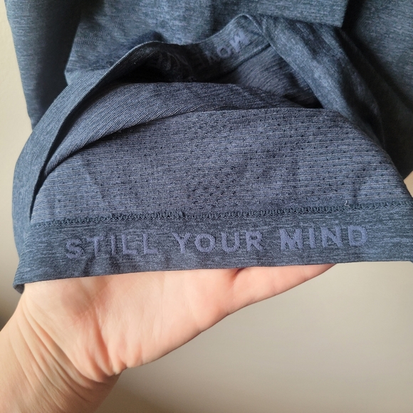 Lululemon size small propel shirt - Picture 3 of 4